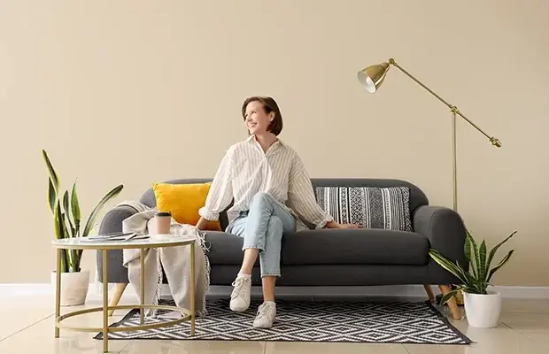 10 Rekomendasi Merk Sofa Nyaman dan Awet 2025